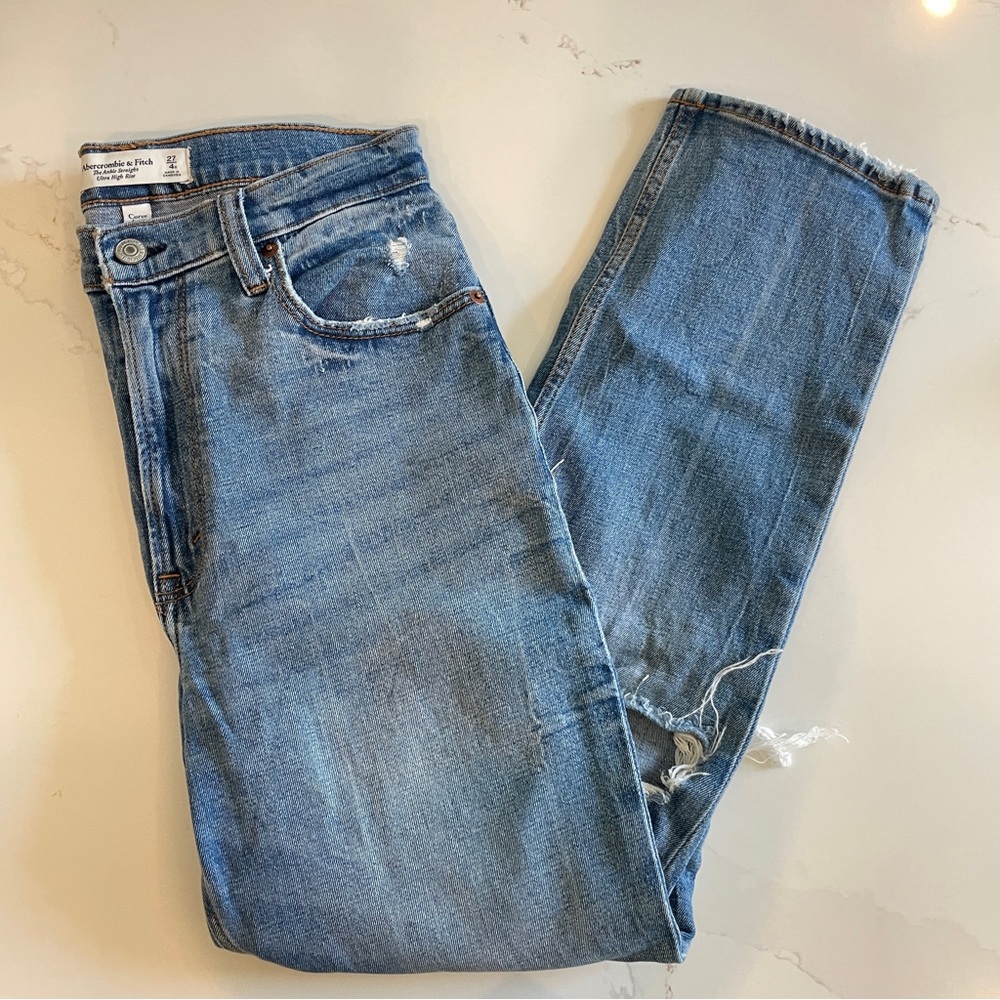 Abercrombie Curve Love Ankle Straight Ultra High Rise Jean